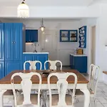 Marble Tinos شقة *