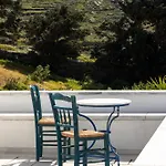 Marble Tinos شقة *