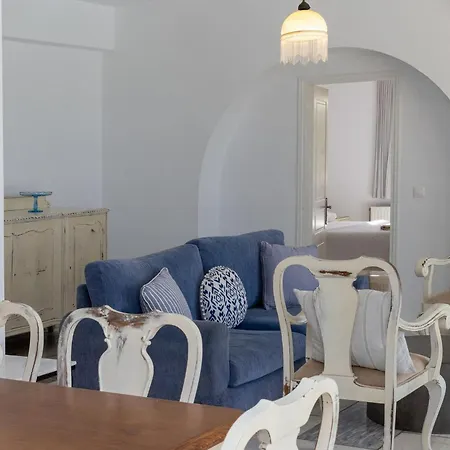 Marble Tinos شقة